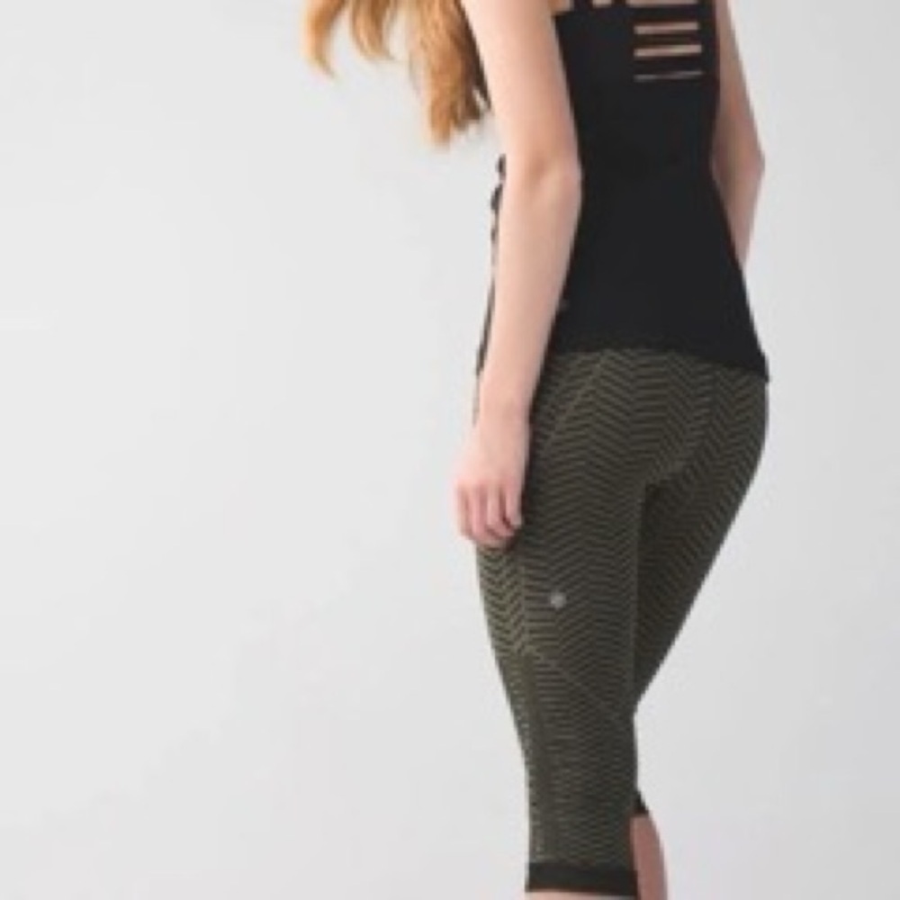 Lululemon In The Flow Crop II Leggings
